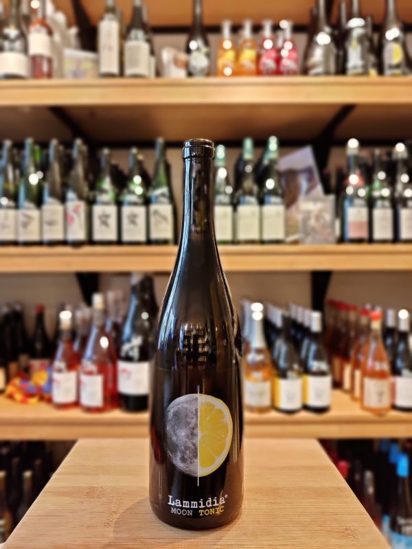 2019 Moon Tonic
