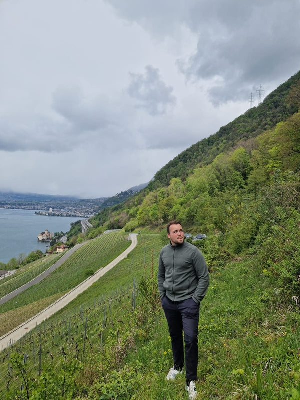 Swiss wine & raclette extravaganza at TILDA og KARL. Please come as it fits you from 18:00 to 21:00, experience the best Swiss wine their famous cheese and enjoy a cosy time on the 26th of February